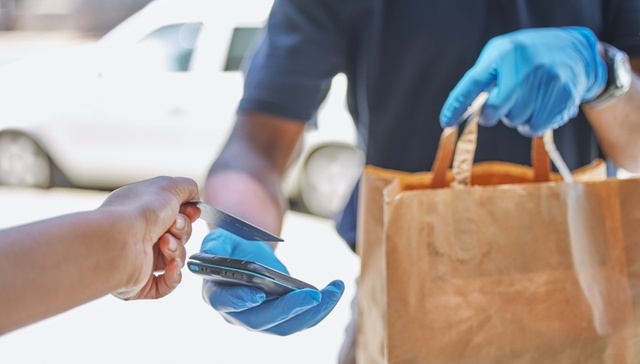 地方新闻精选 | 遂宁纪委回应“公职人员兼职送外卖” 济南莱芜灾区通信等基本恢复
