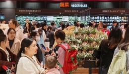 山姆品控下坠，本土商超上位？