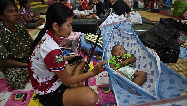 泰柬边境冲突已致约50人死亡，事态或升级为战争