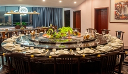 越來越多餐廳，正在拋棄包間