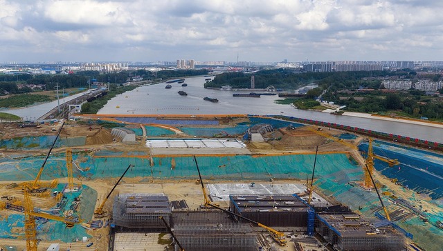 盘点上半年国家账本：税收收入逐渐回升，财政靠前发力明显 | 中国经济半年报④