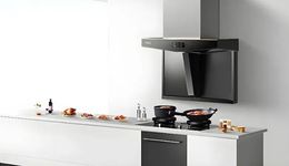 “廚電第一股”成落后生，方太、老板為啥不帶它玩了？