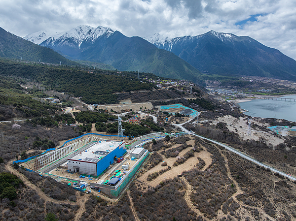 新央企中国雅江集团董事长、总经理亮相