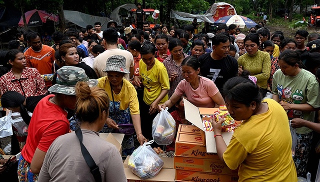 泰柬今天将在马来西亚举行谈判，前线交火仍在持续