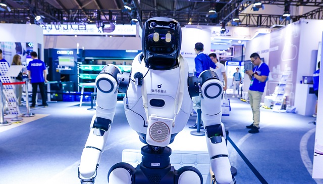 商业头条No.84 | 上海领航具身智能