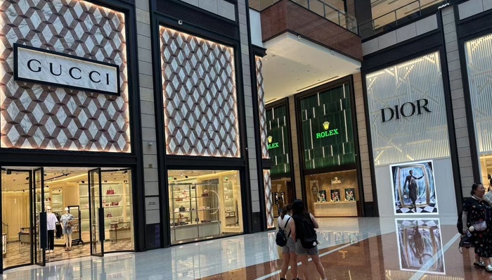 奢侈品牌收缩二线城市门店