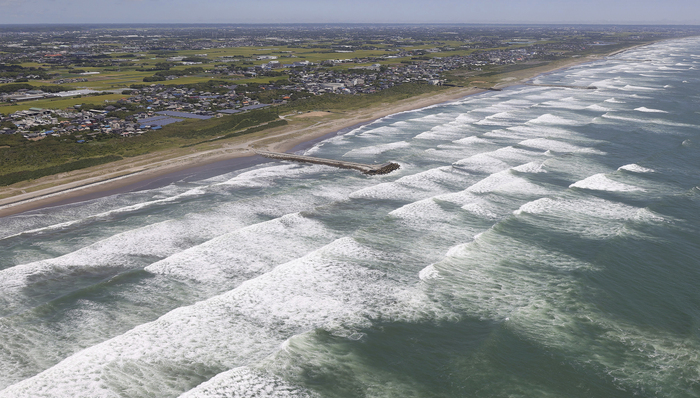 俄远东海域强震后，中国自然资源部发布海啸黄色警报