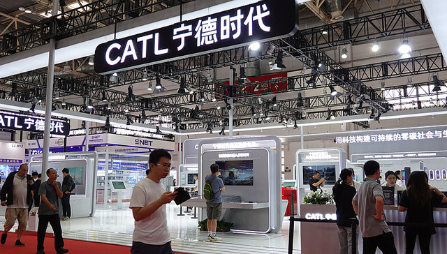 宁德时代高管详解固态电池发展趋势：资本热度比产业高，真正商业化的时间较长