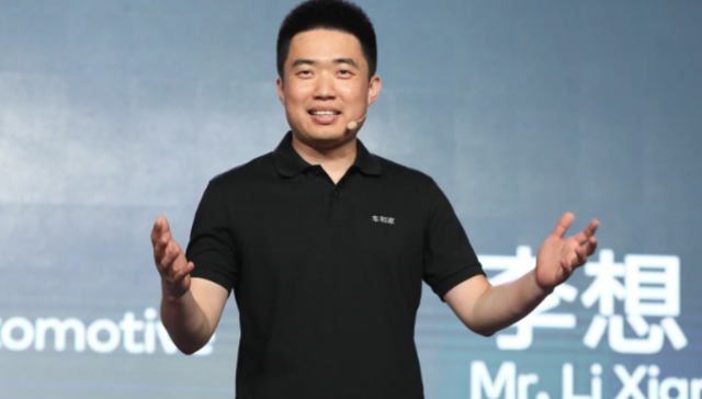 理想i8撞卡车“口水战”背后，李想面临多重挑战