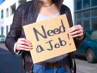 特朗普再怒批就业数据“造假”，美联储9月降息概率翻倍