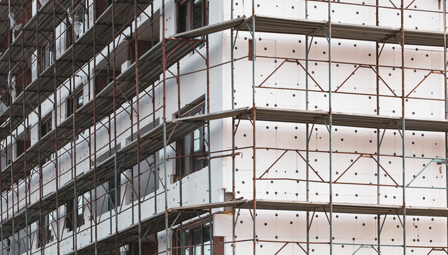 东方雨虹8.8亿海外收购背后：业绩陷增长困局，需清收债务“止血”