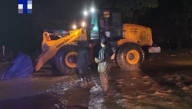 甘肃榆中强降雨引发山洪致4000余人被困，省委书记赶赴现场指挥救援