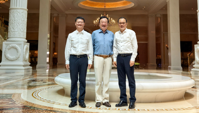 执掌新长安汽车11天后，朱华荣到深圳拜访任正非