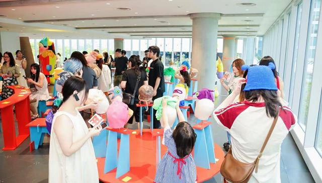 这届年轻人用“丑东西”捍卫审美权益的再分配