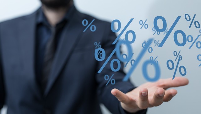 卷至0.1折！部分中小银行代销基金再降费