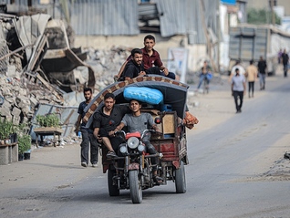 以色列加大对加沙空袭，新西兰总理：内塔尼亚胡已丧失理智