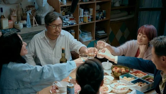 茅台、五粮液、洋河，白酒巨头都在往“低”处走