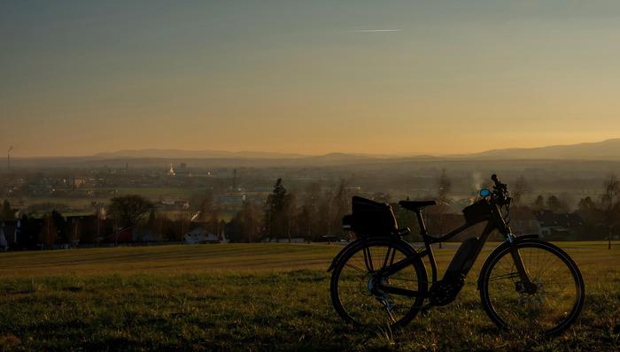 【专访】大鱼智行联合创始人李孝剑：E-Bike折叠单品卖爆50万台，未来是个千亿美元市场