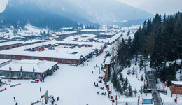 冰雪经济等政策推动下，中国体育产业总规模近五年年均增速超10%