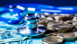 净利集体狂飙+17款国产获批：强生、雅培这次真坐不住了