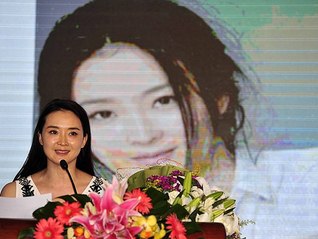 “晴格格” 王艳直播带货保健品销售额超3000万，明星如何面对带货争议？