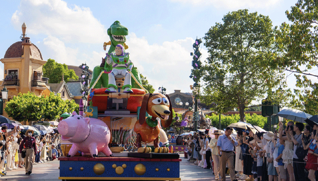 上海迪士尼调整票价结构，拟在475元-799元区间增加更多票价等级