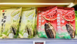 “瓜子大王”洽洽上半年利潤大跌七成