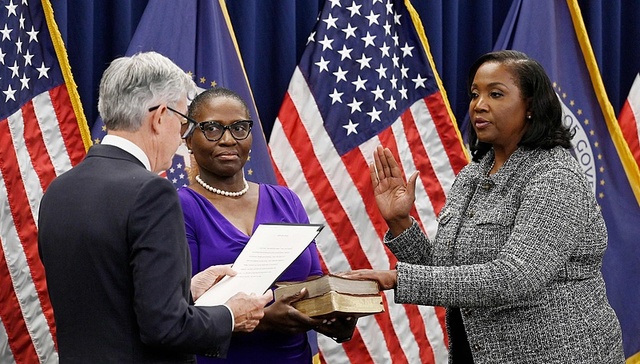 特朗普解雇美联储理事引发法律战，再次考验最高法对总统权力的约束