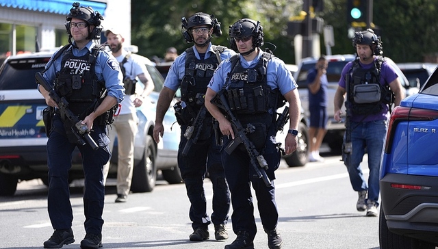 明尼苏达,校园,枪击,特朗普,降半旗,儿童,教堂