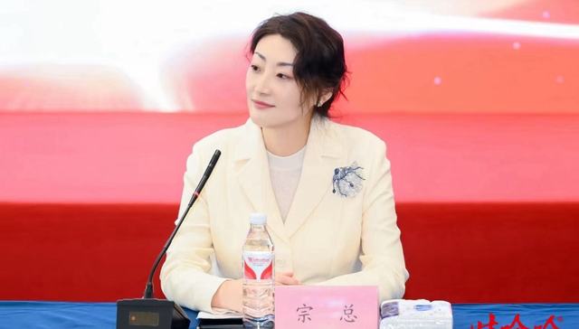 商业头条No.89 | 专访宗馥莉：做一个“追赶者”，不急于证明自己