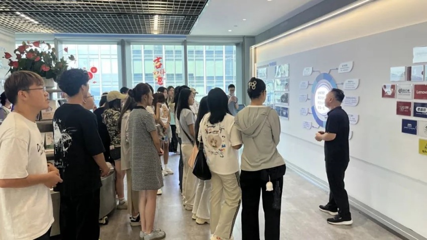 内蒙古农业大学优秀学子走进逸马，在深圳总部感悟连锁方法论与善良哲学！