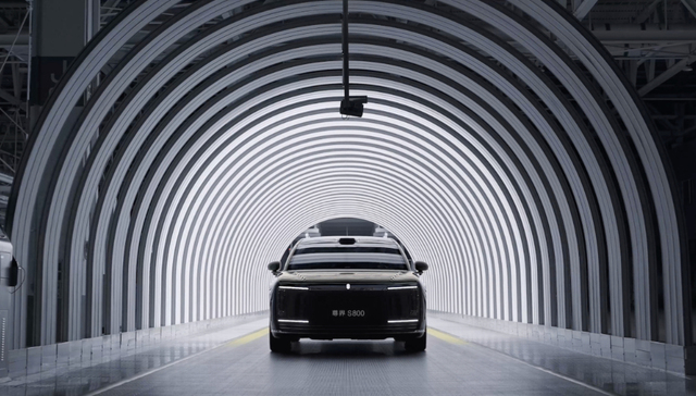 尊界S800的诞生背后，是中国汽车产业的高端跃迁