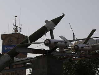 “政府总理”被以军打死，也门胡塞扬言报复