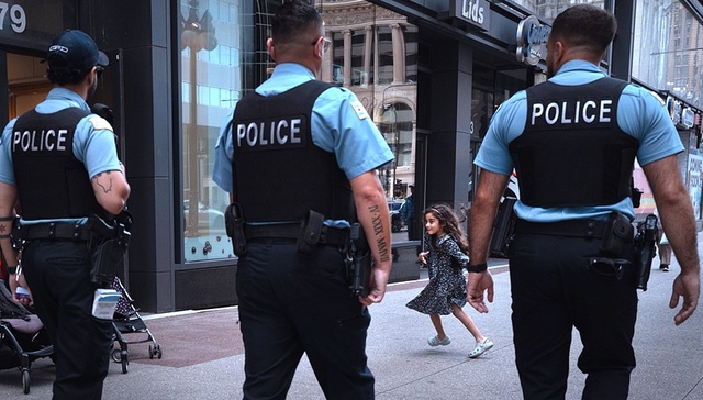 芝加哥,国民警卫队,州长,入侵,市长,民主党