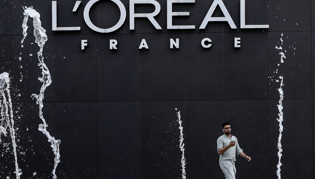 理肤泉喷雾成分只有水却卖上百元，客服：来自法国温泉水，喷头造价高