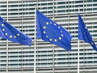 欧盟回应美国新关税威胁：数字法涉及主权，将继续执行