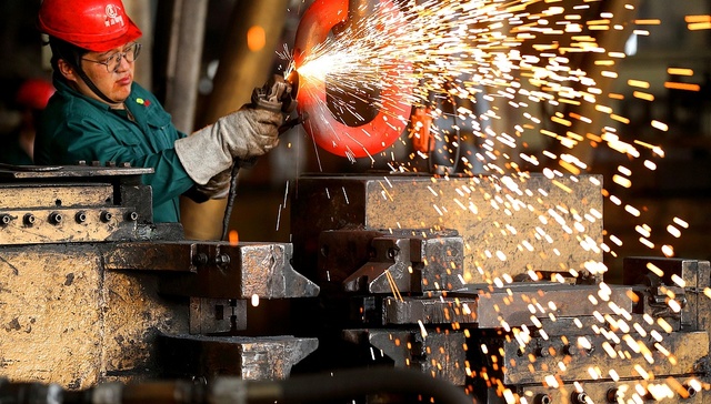 【专访】裴建锁：制造业破内卷重在创新提质、需求扩源、规则定界