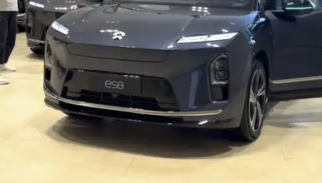 半年卖了310亿，蔚来选择“保命式”定价