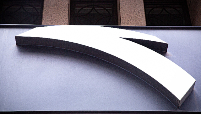 收购,安踏,国际化,