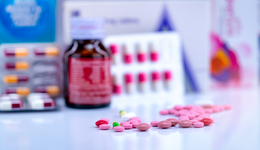 原料药龙头华海药业转型焦虑：上半年净利降45%，BD频繁预告难落地