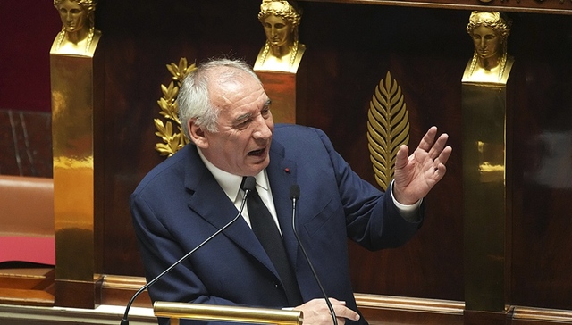 法国,总理,马克龙,下台,选举,预算,赤字