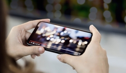 暑期档爆款，救不了爱优腾？