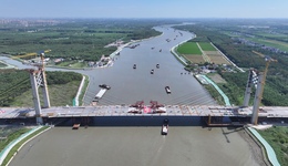 上海第14座黃浦江越江橋梁明日合龍，將為規(guī)劃中的最后一座跨黃浦江公路橋