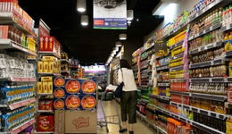 2025，大厂“押注”硬折扣