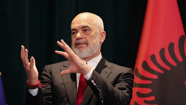 阿尔巴尼亚,总理,AI,部长,腐败,公共采购