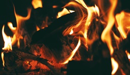 半年关店600家，商超淘汰赛加速