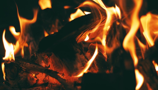 半年关店600家，商超淘汰赛加速