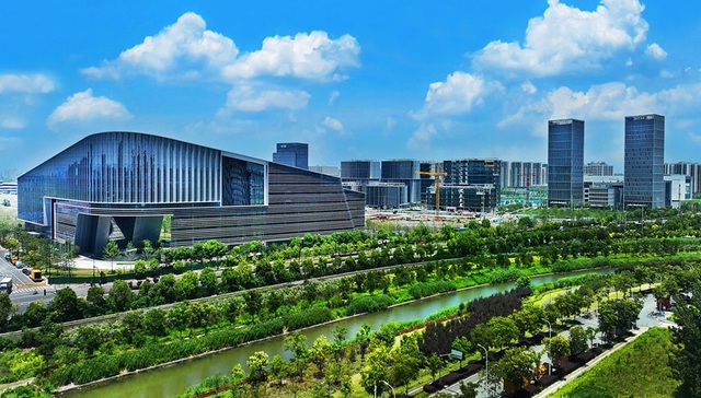 宇树科技,宇树机器人,王兴兴,上海宝山,南大智慧城,南大数智城,南大开发公司,临港集团,人形机器人