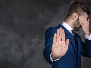 九安医疗否决股东20亿元分红提案，律师称：“提案不妥且违法”