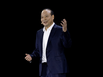 寧德時代曾毓群：儲能企業(yè)已超30萬家，大批被淘汰后將出現(xiàn)“孤兒電站”